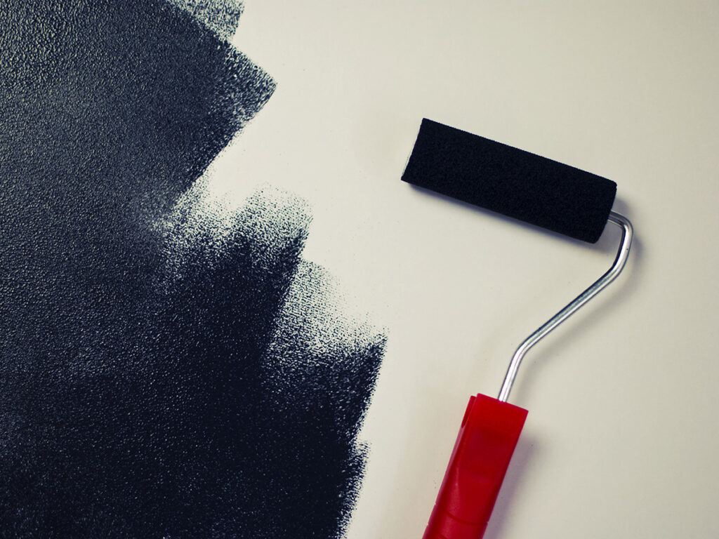 Painting / Varnishing